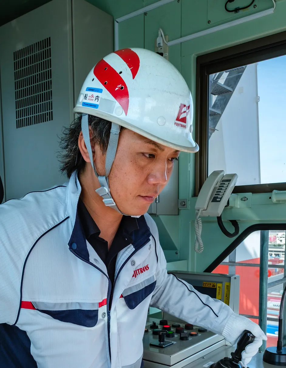 梱包職　貨物梱包・リフト作業　三吉洸太さん